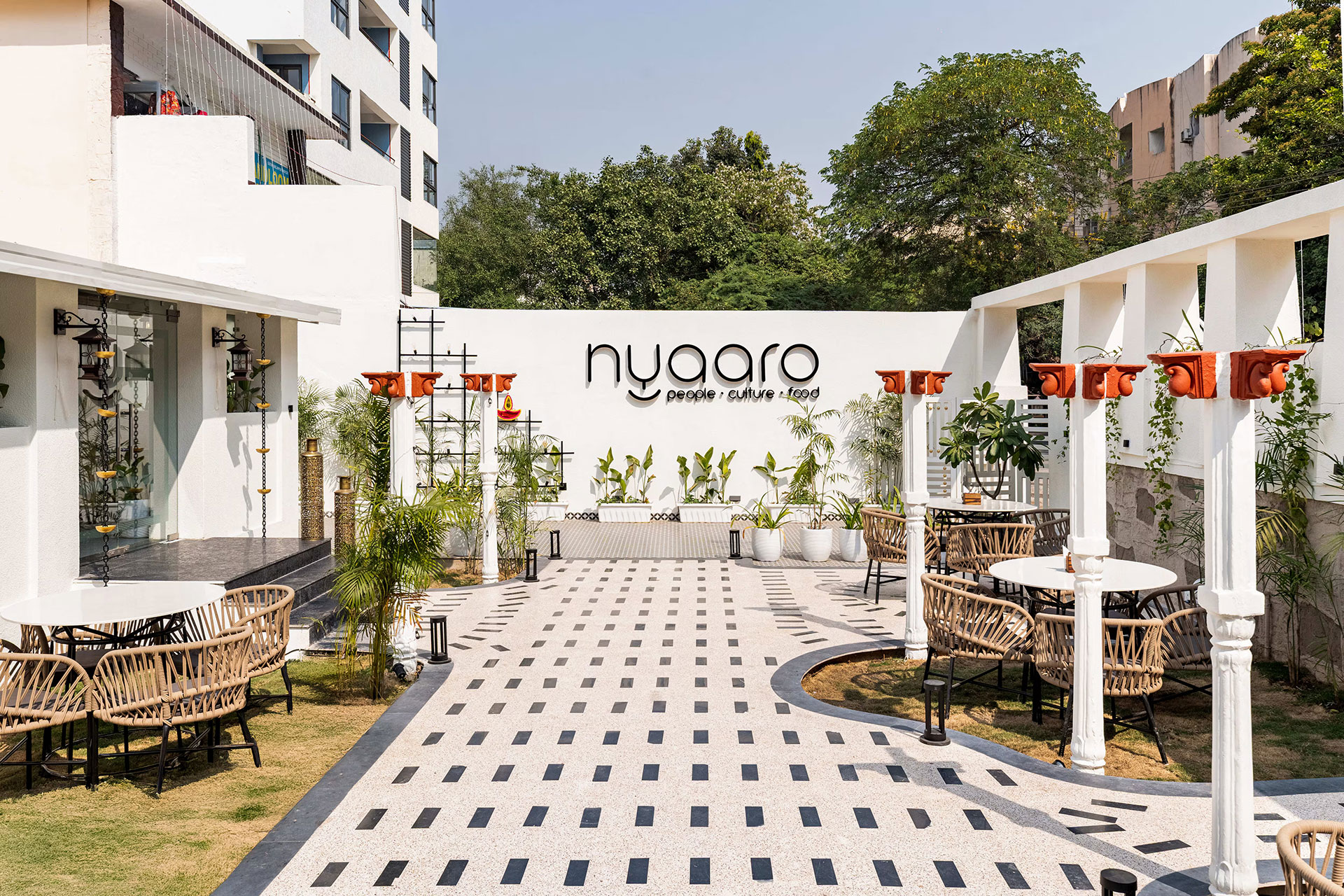 Best Cafe in Udaipur for Couples